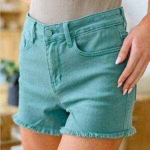 NWT Judy Blue shorts size 32